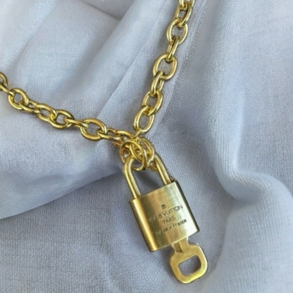 Louis Vuitton Lock Necklace with Key 318 - Picture 1 of 6